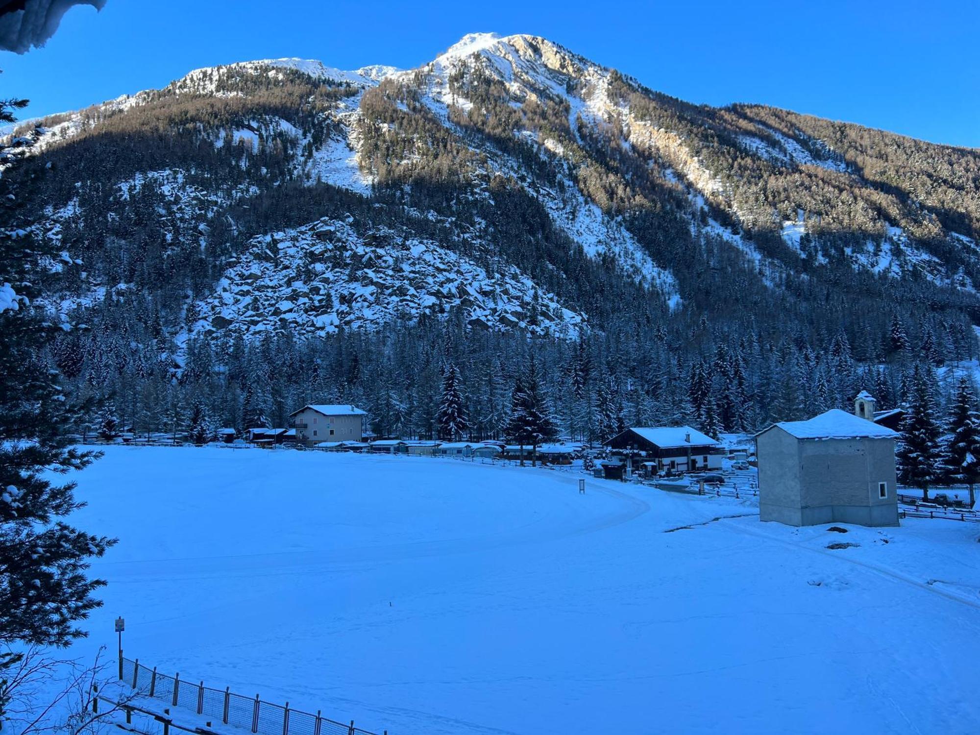 Hotel Ondezana Когне Екстериор снимка