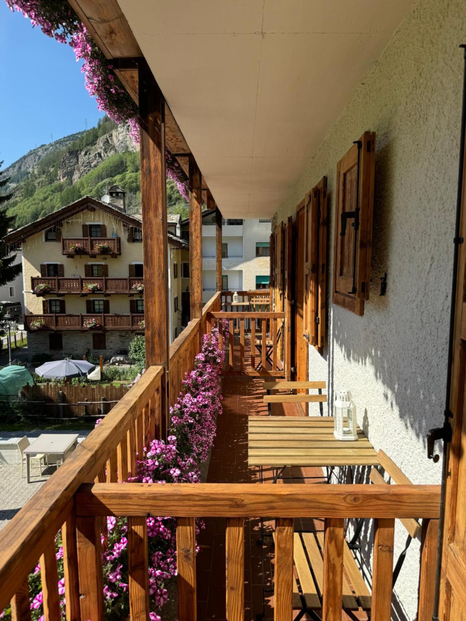 Hotel Ondezana Когне Екстериор снимка